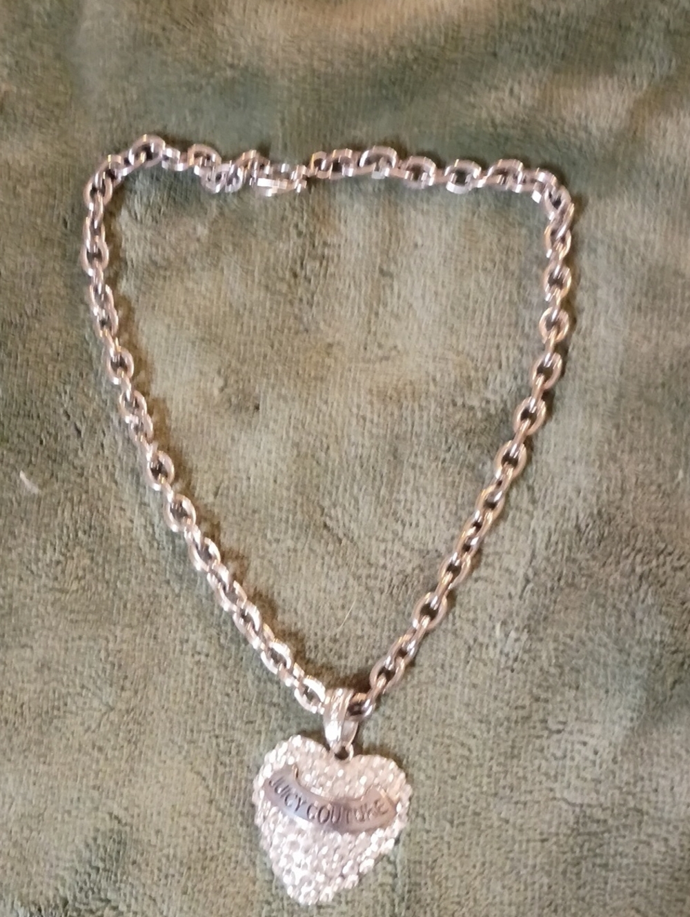 Vintage Juicy Couture Silver Sparkling Heart Necklace